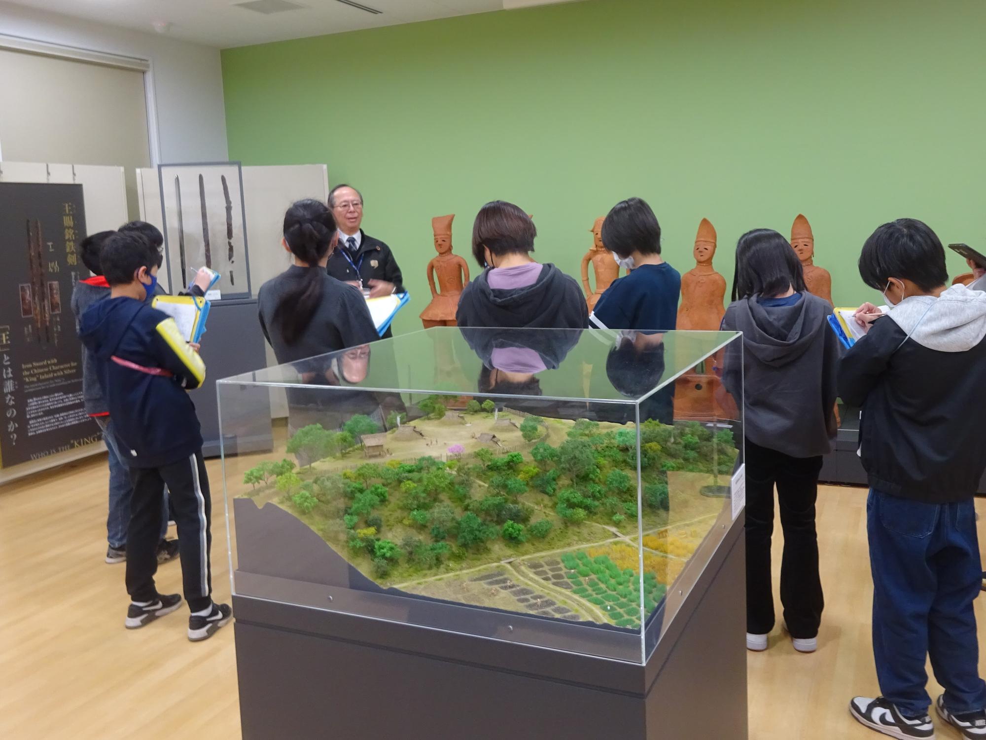 展示室見学