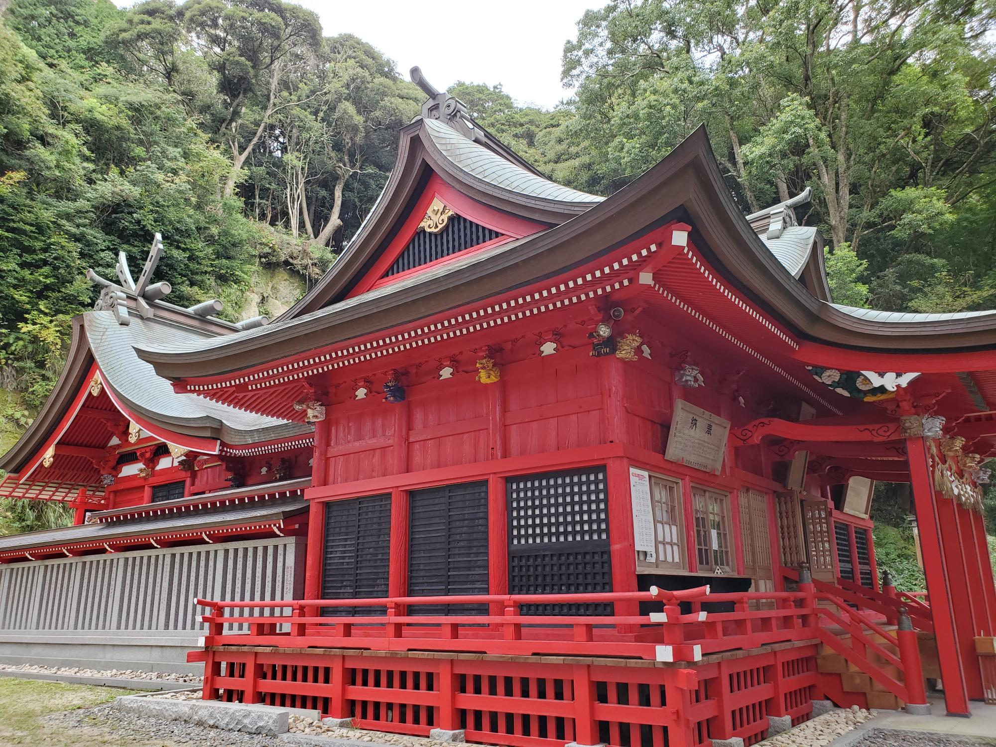 高瀧神社本殿の写真