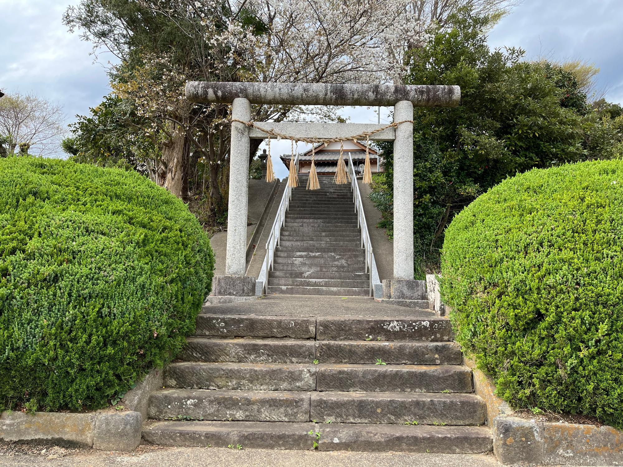 白山神社の写真